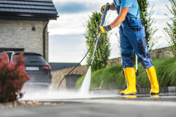 Best Concrete Pressure Washing  in Lander, WY